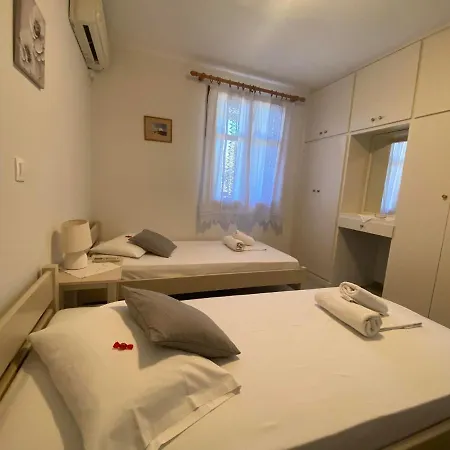 Stelios Zalonis Apartment