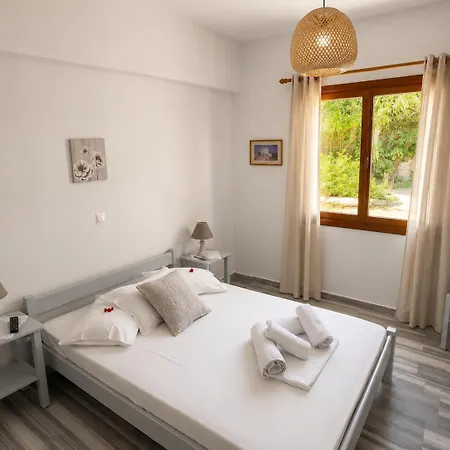 Stelios Zalonis Appartement Tínos
