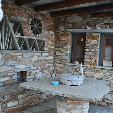 Stelios Zalonis Tínos