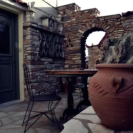 Stelios Zalonis Appartamento Tínos